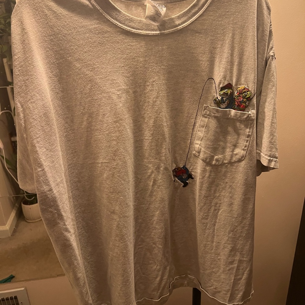 Vintage embroidered tee